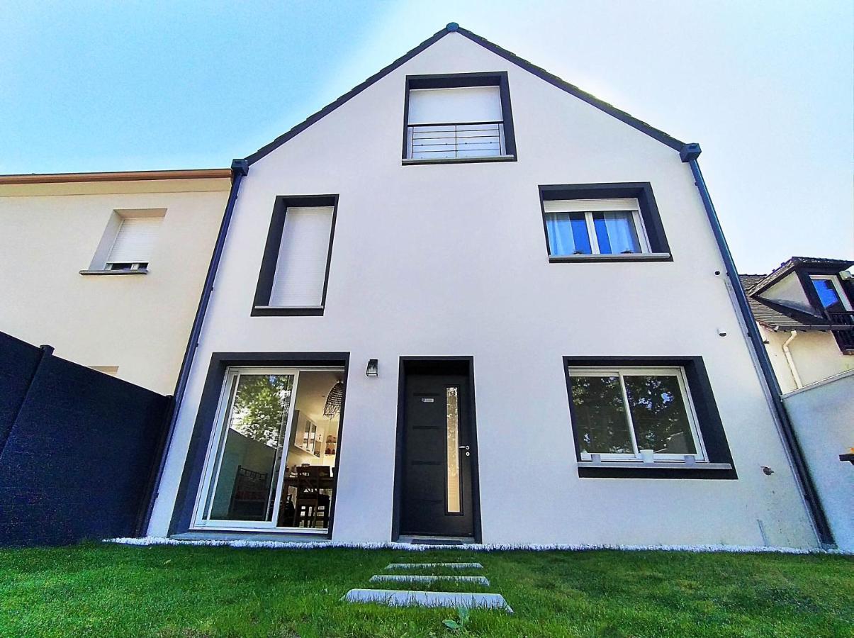 Dream Of Mediterranean House, Jacuzzi, Bbq, Delices Ensoleilles Sartrouville Eksteriør bilde